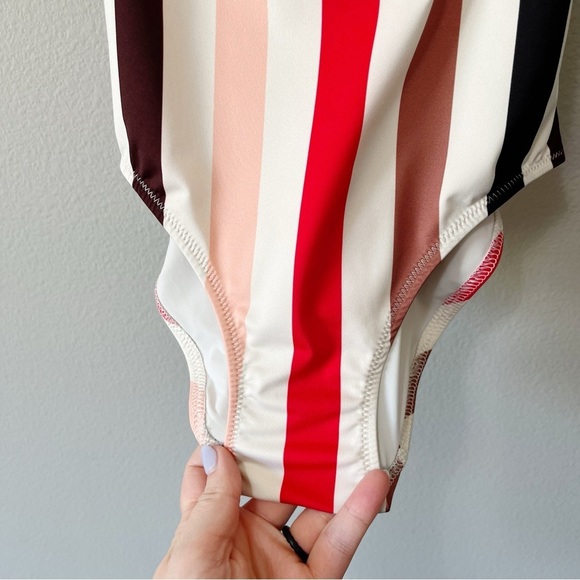 Solid & Striped The Nina One Piece Swimsuit Lipstick Stripe Size XS Adjustable - Picture 7 of 12